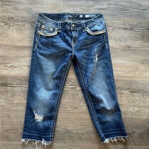 Miss Me - Signature Capri Size 29 Embroidered Multi Color Jeweled Gemstone